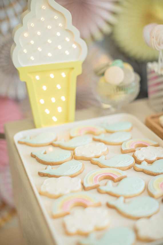 Pastel dessert party