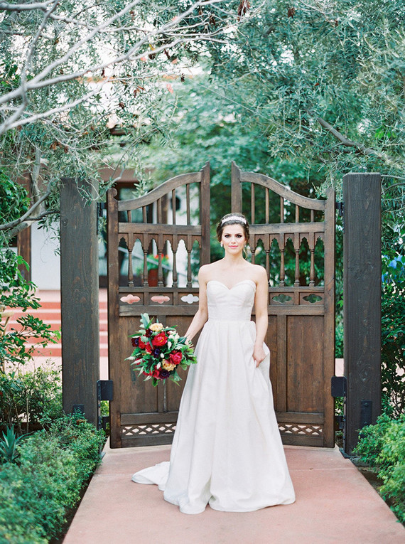 Kelly Faetanini wedding dress