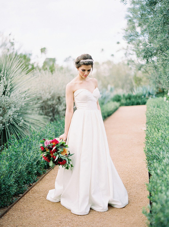 Kelly Faetanini wedding dress