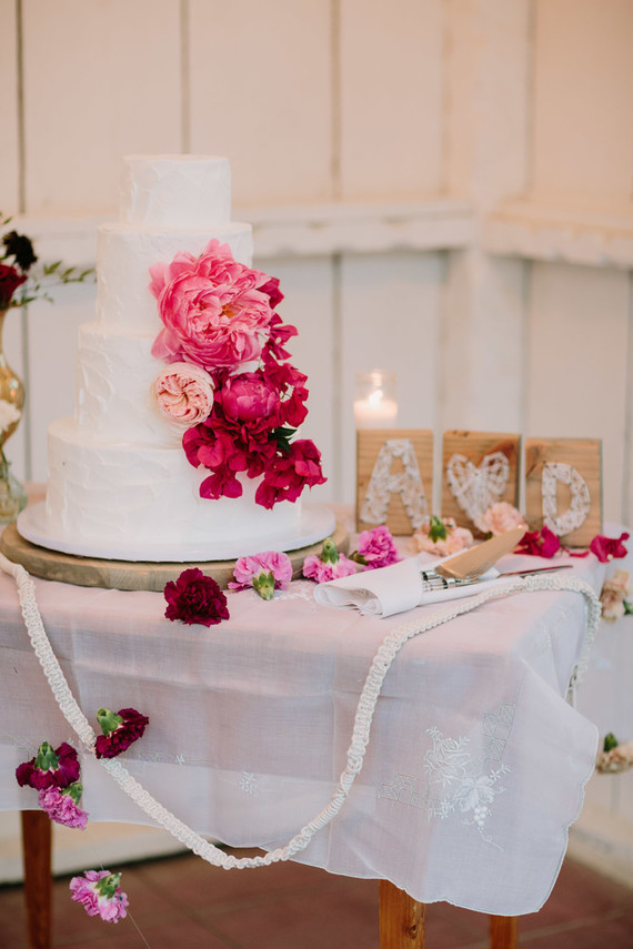 Floral wedding cake