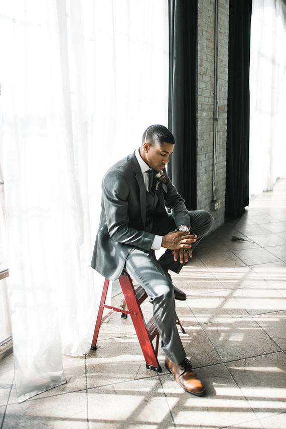 Modern groom