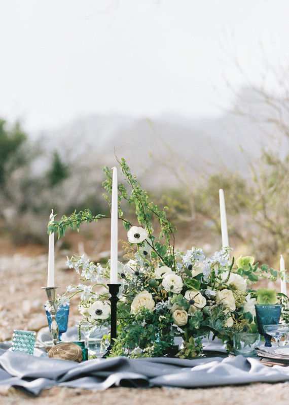 Desert elopement inspiration in Las Vegas Wedding Inspiration