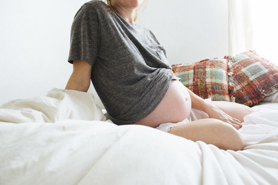 Lifestyle maternity photos