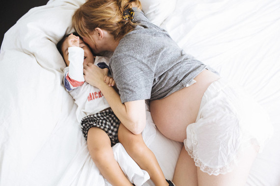 Lifestyle maternity photos