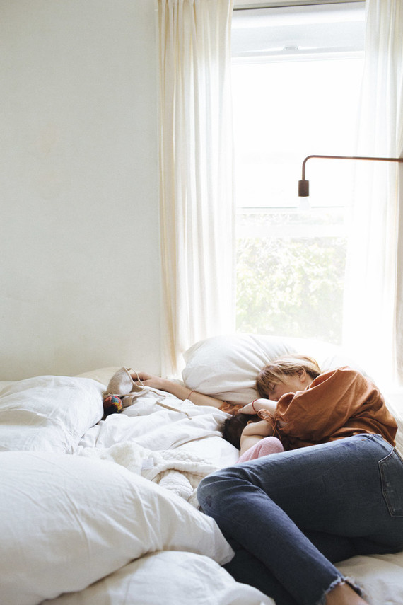 Lifestyle family newborn photos