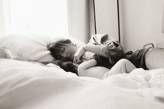 Lifestyle family newborn photos