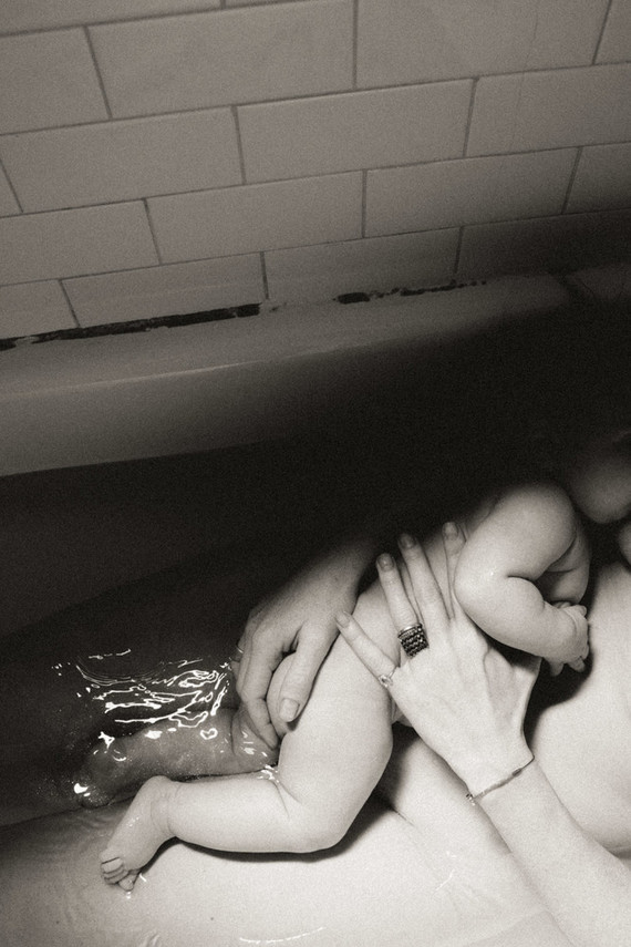 Lifestyle family newborn photos