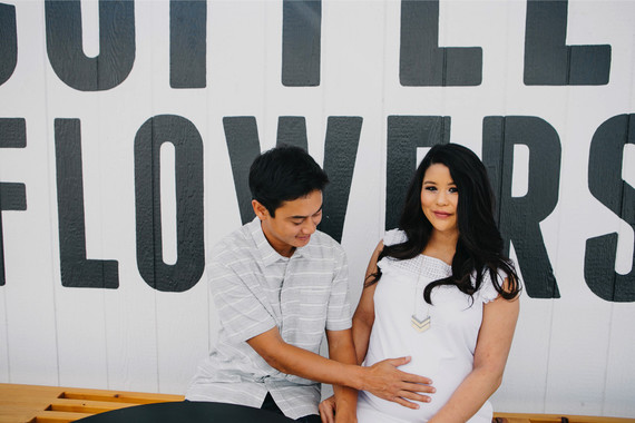 Coffee shop maternity photos