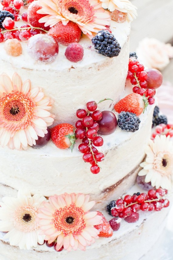 Berry wedding cake