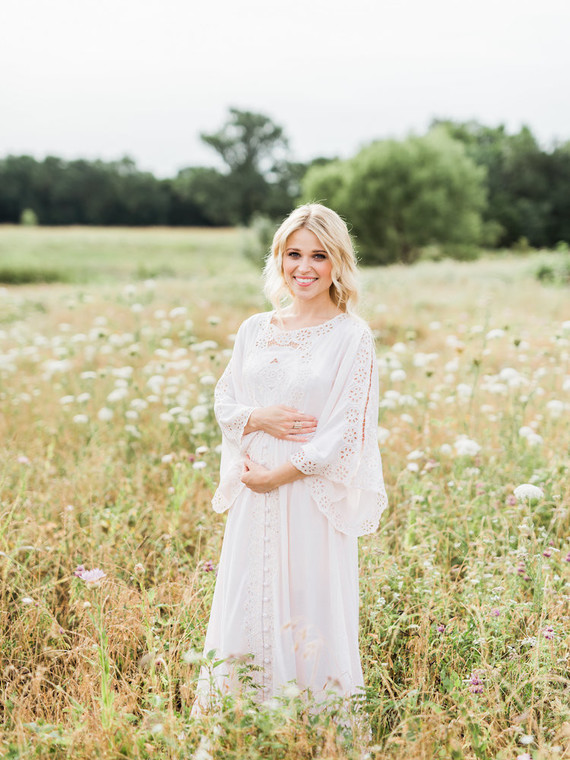 Pregnancy announcement photos