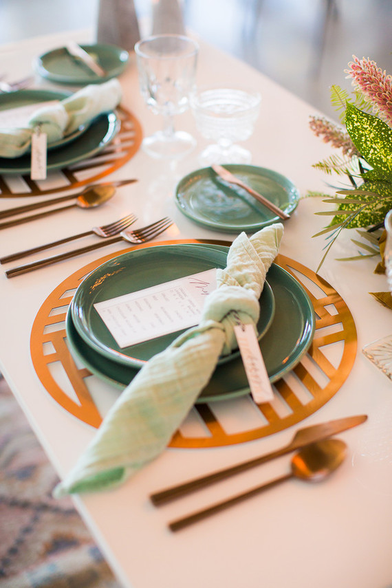 Modern place setting Inspiration