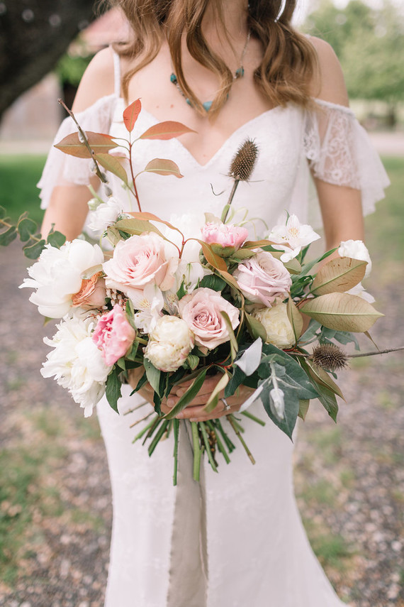 Rustic bridal bouquet
