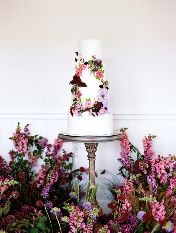 Floral wedding cake