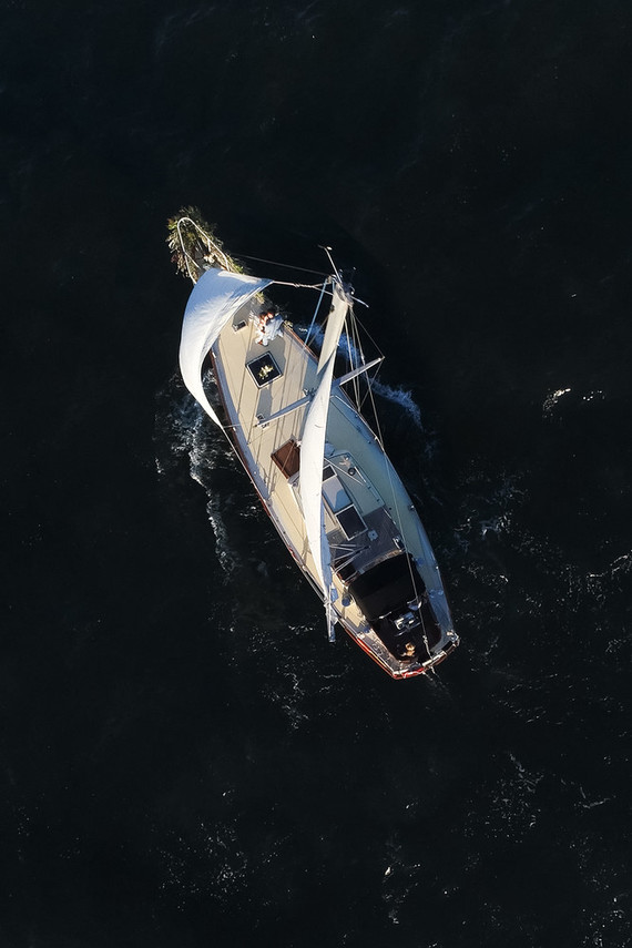 How to plan a sailboat elopement Inspiration