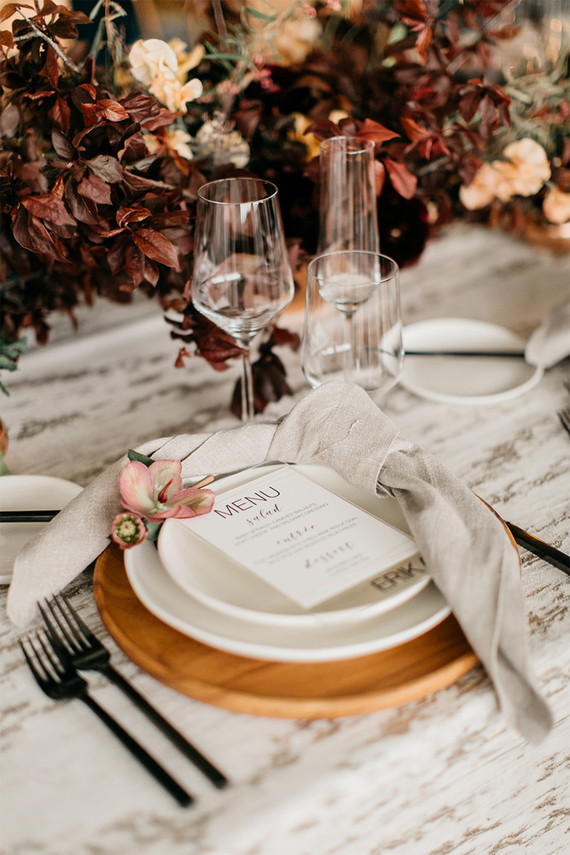 Modern place setting Inspiration