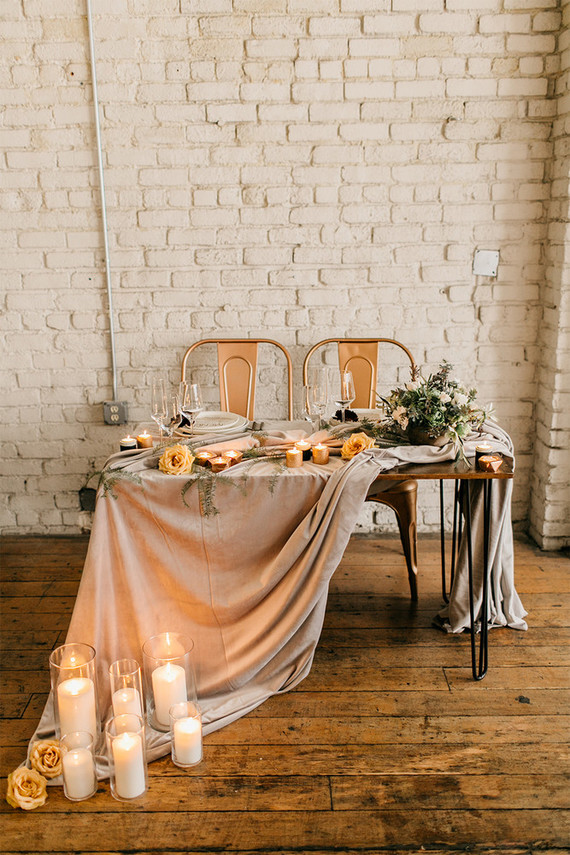 Romantic sweetheart table