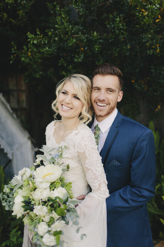 White bridal bouquet
