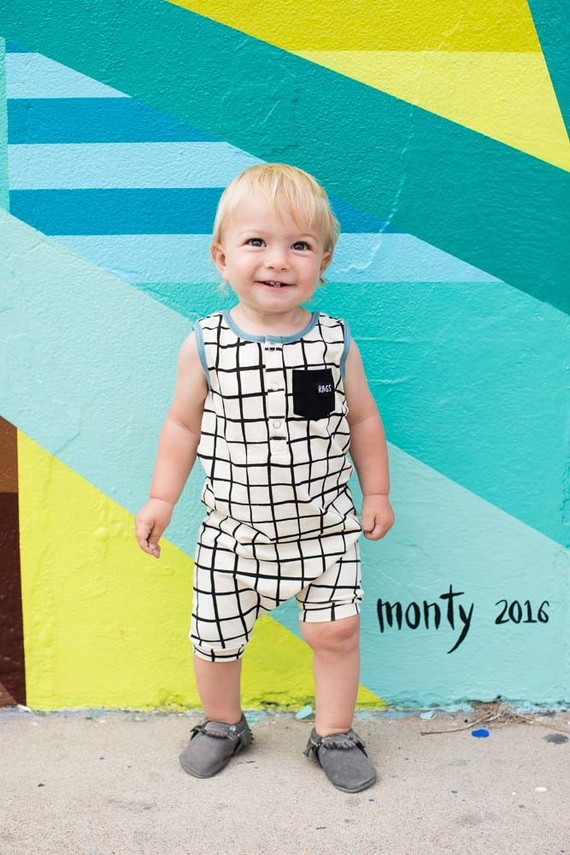 Art wall birthday photo session