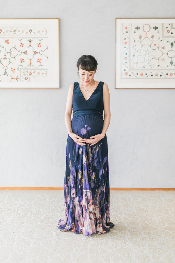 Art Museum maternity photos