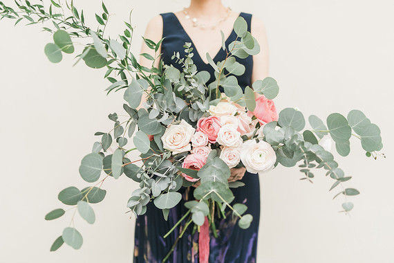 elegant styled maternity photos