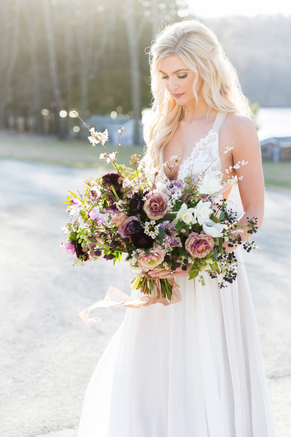 romantic fall bridal bouquet