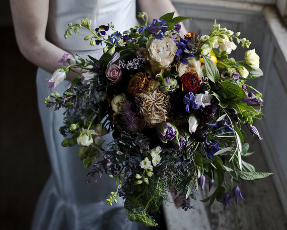 loose bridal bouquet