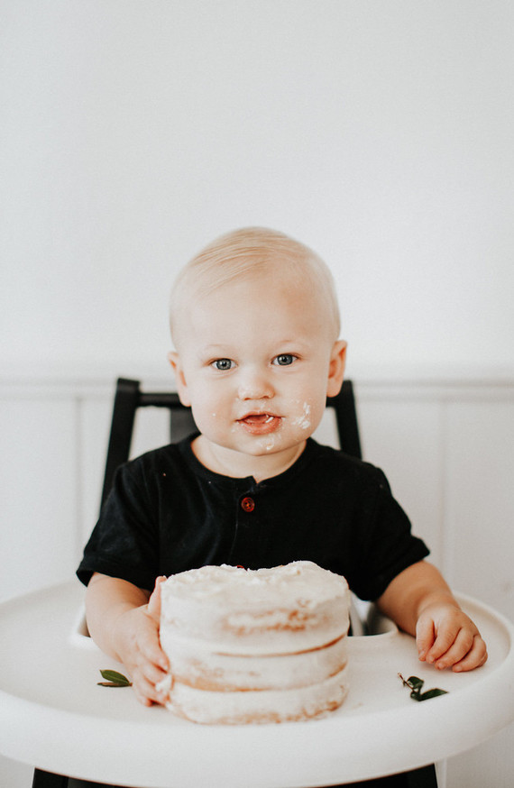 first birthday cake smash
