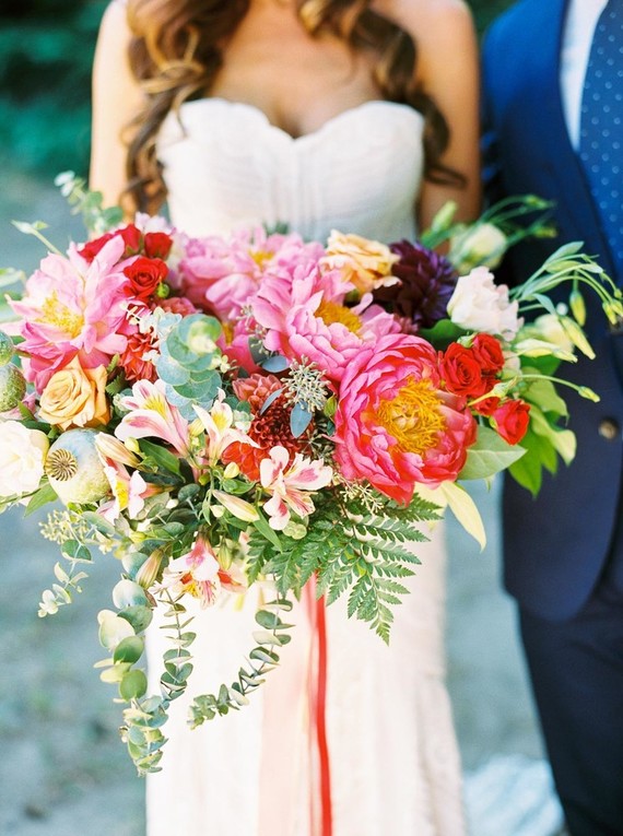 gorgeous peony bouquet