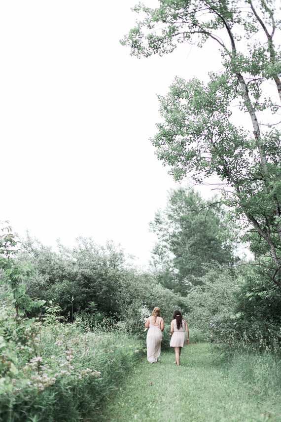 Earthy summer wedding in Michigan