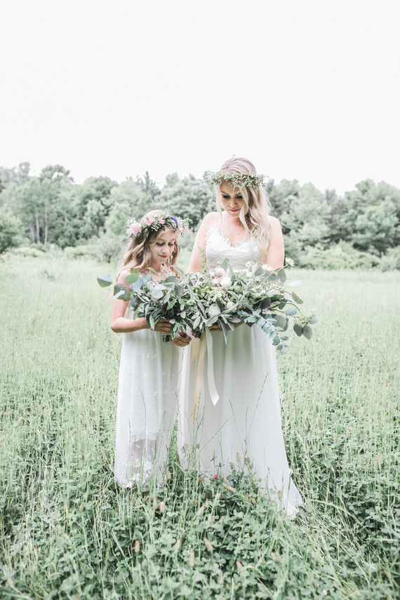 Earthy summer wedding in Michigan
