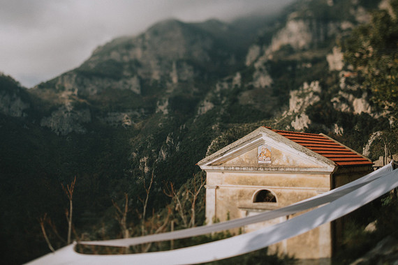 intimate Amalfi Coast elopement in Furore