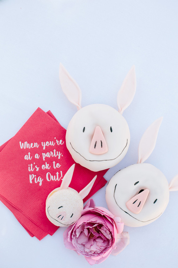 Olivia the Pig second birthday party