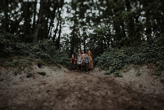 Wooded family photos in Portland