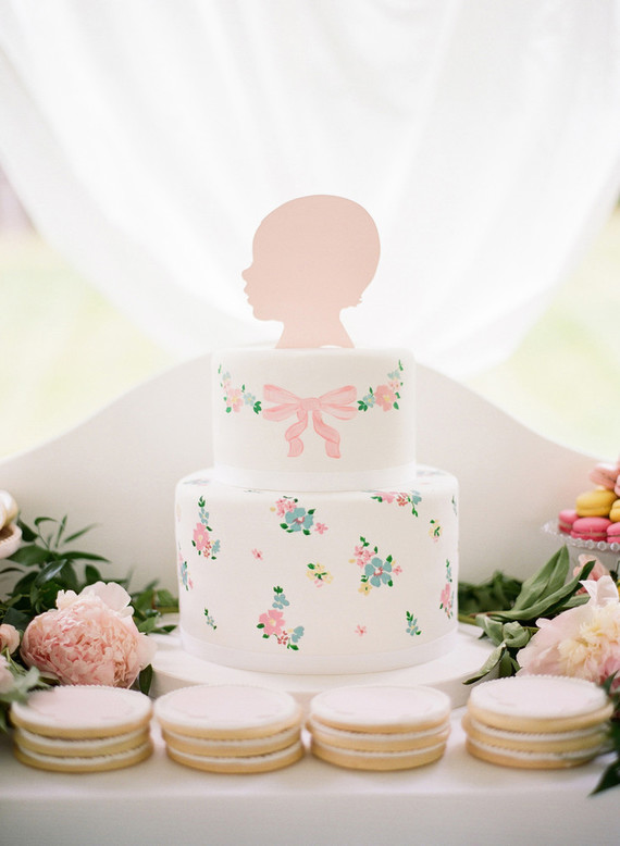 baby silhouette birthday cake Inspiration