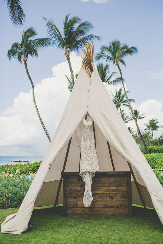 wedding teepee in maui