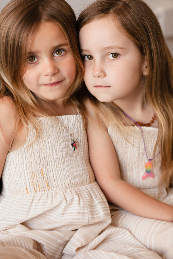 flower girls in jumpers