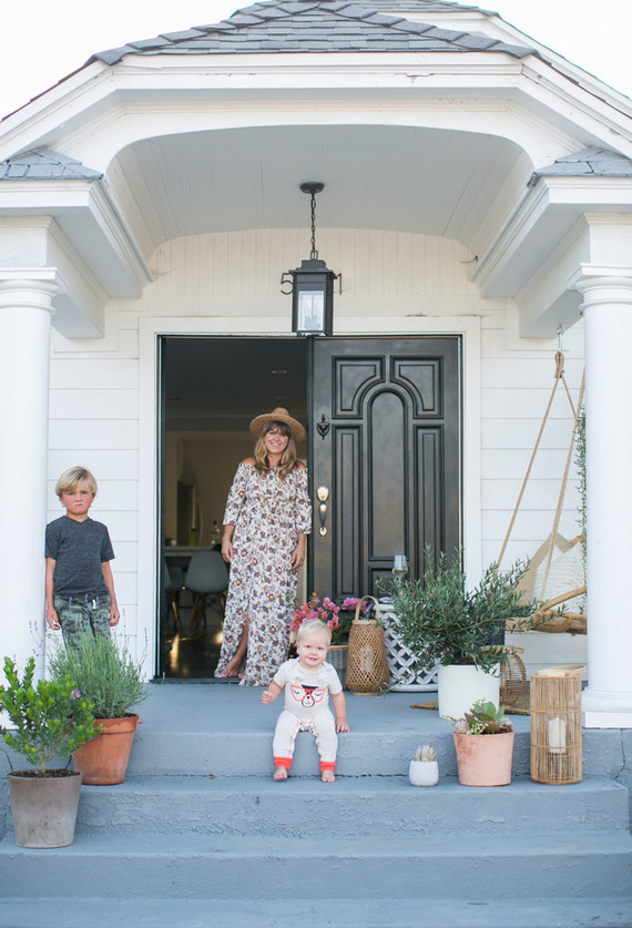 How to style your front porch for entertaining