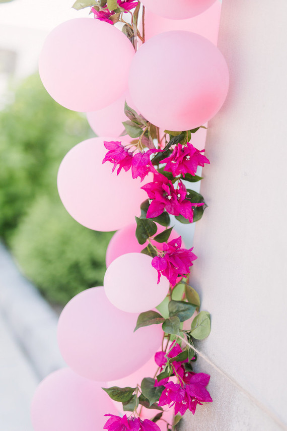 Balloon garland