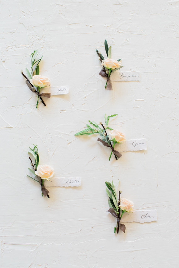 blush boutonniÃ¨res Inspiration