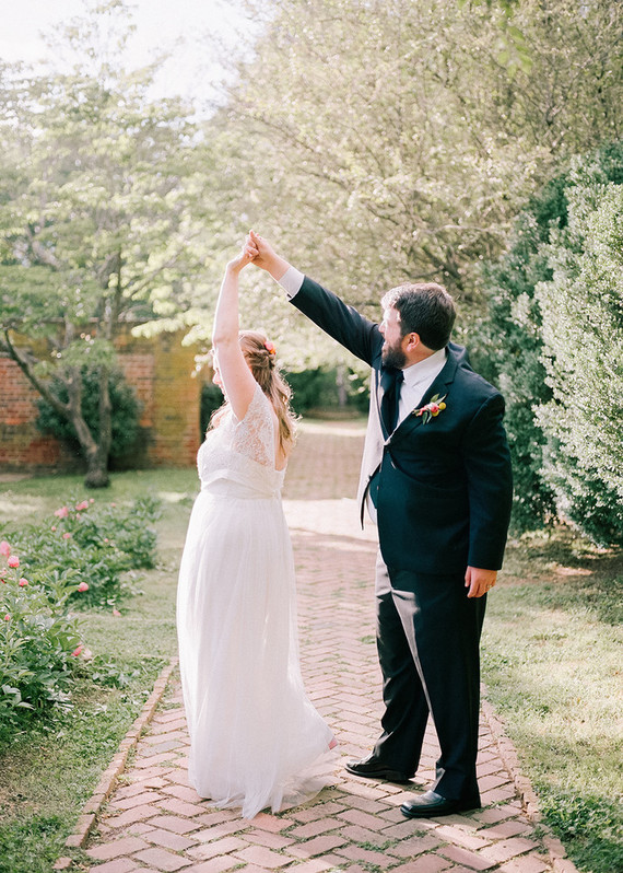 colorful richmond, virginia wedding