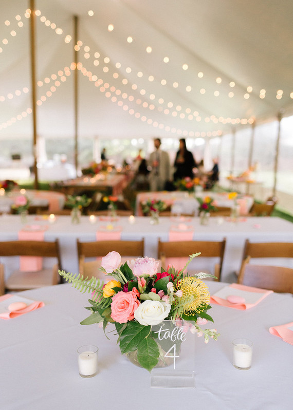 pink and white reception ideas
