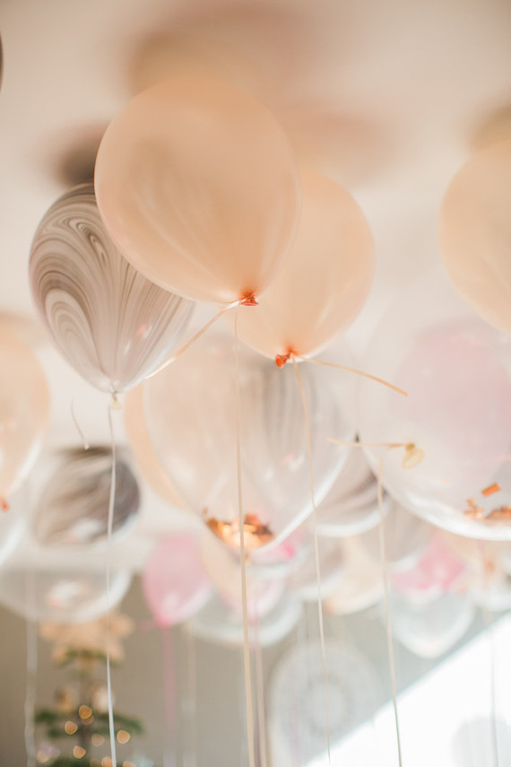 pink and white balloons