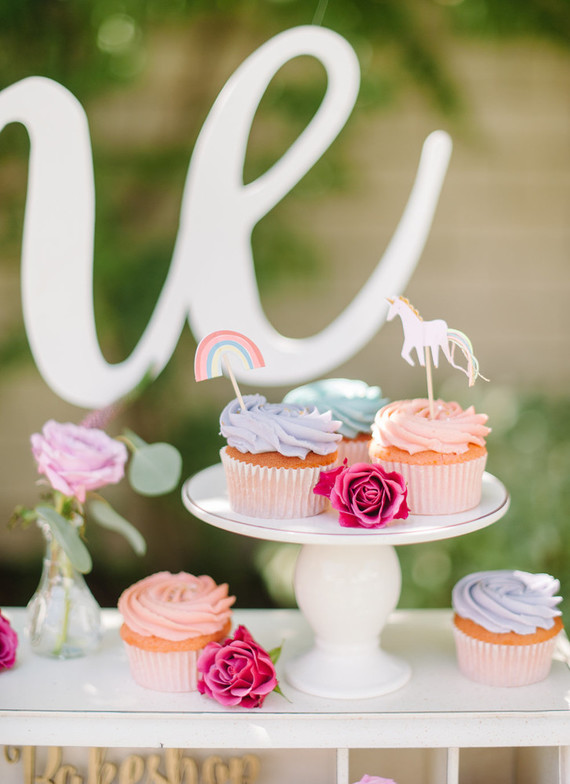 Unicorn cupcake toppers