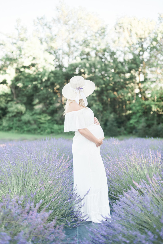 Lavender field maternity photos