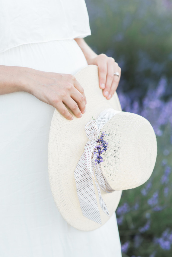 Lavender field maternity photos