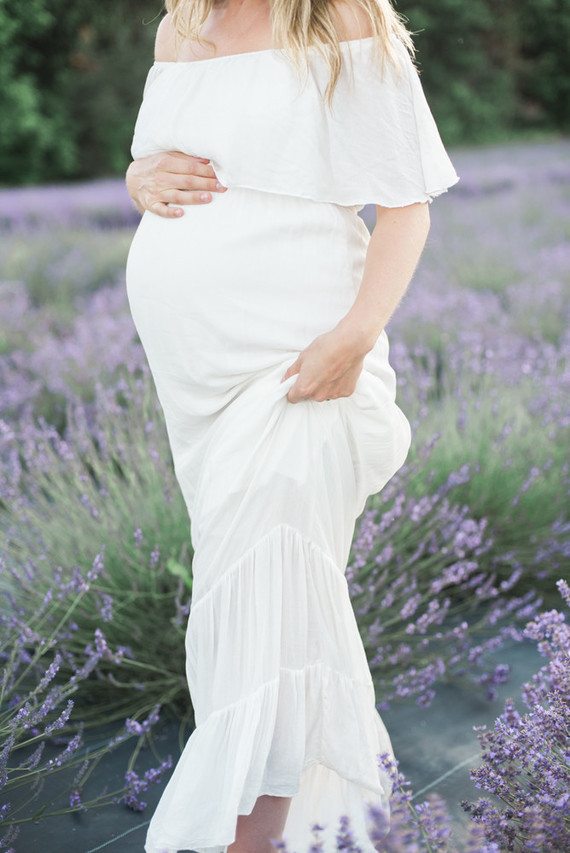 Lavender field maternity photos