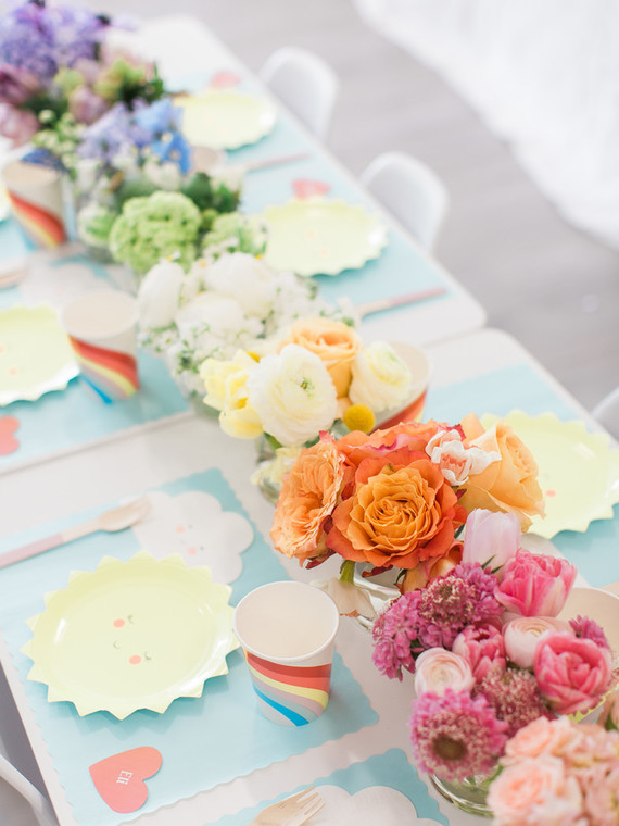 rainbow tablescape