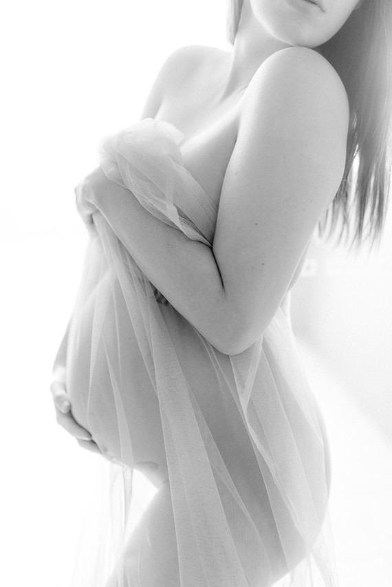 Mod boudoir maternity photos