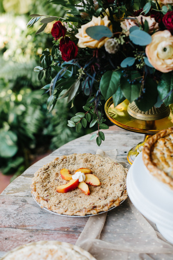 eclectic secret garden wedding with fall colors