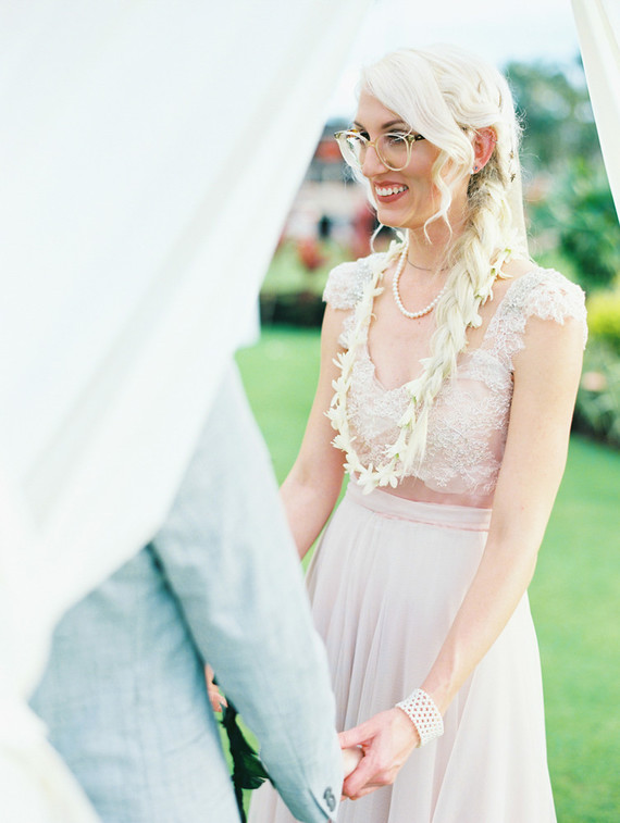 Indie Portland meets Maui wedding